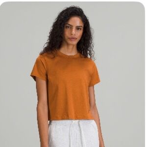 Lululemon t-shirt